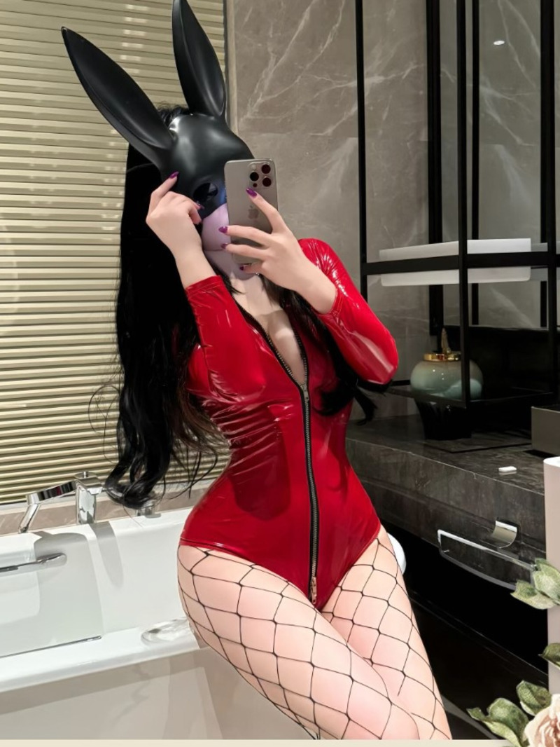 Home Office Romance - Sexy Lakleer Bodysuit Rits Uniform Pure