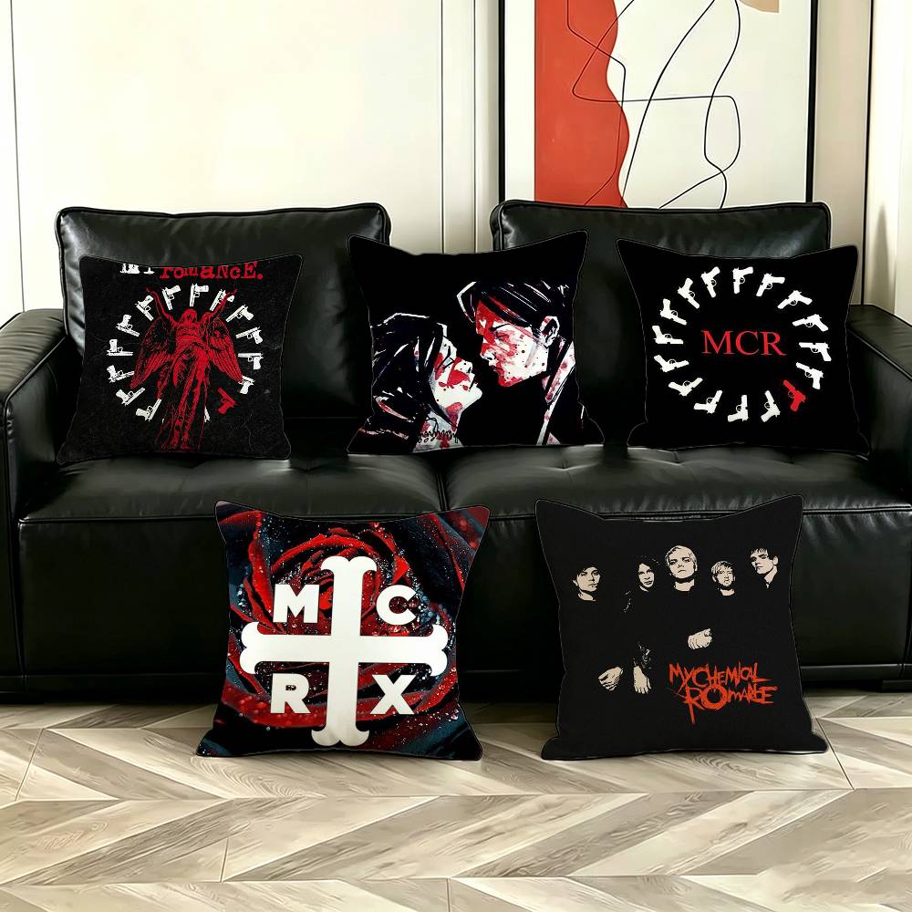 Home Office Romance - My C-Chemical R-Romance MCR kussensloop voor