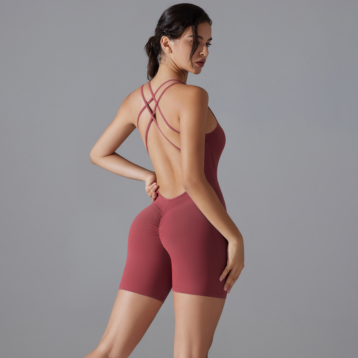 Yoga Set Sexy Backless Sportie - Home Office Romance recensie en prijs